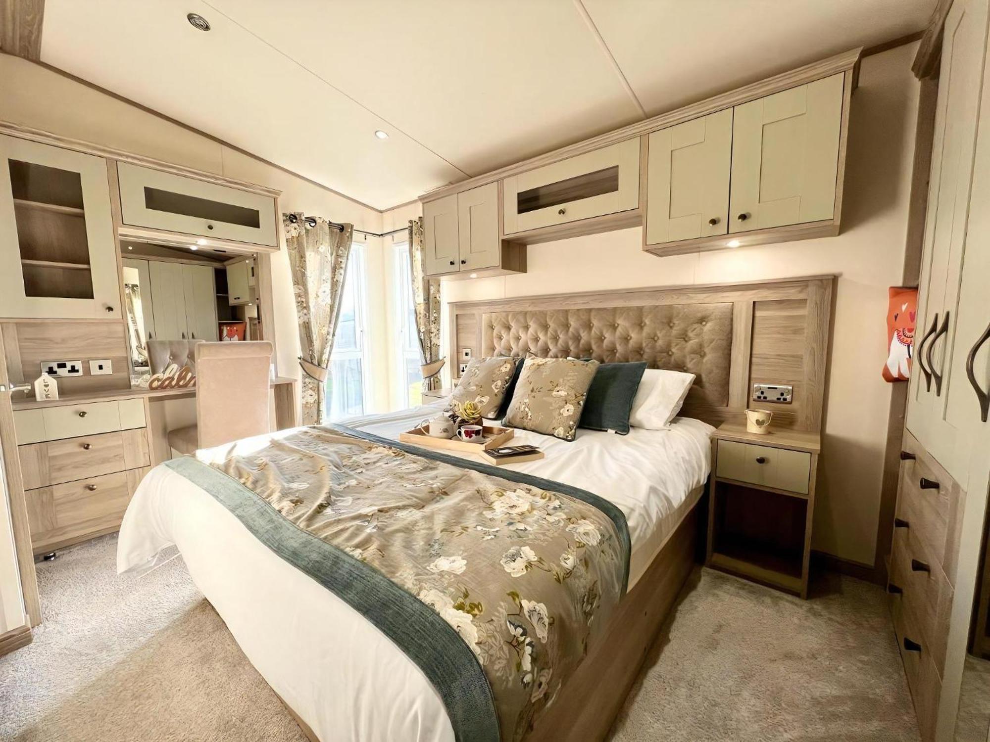 Stunning Caravan With Full Lake View At Southview Holiday Park Ref 33004Ml Skegness Exterior foto